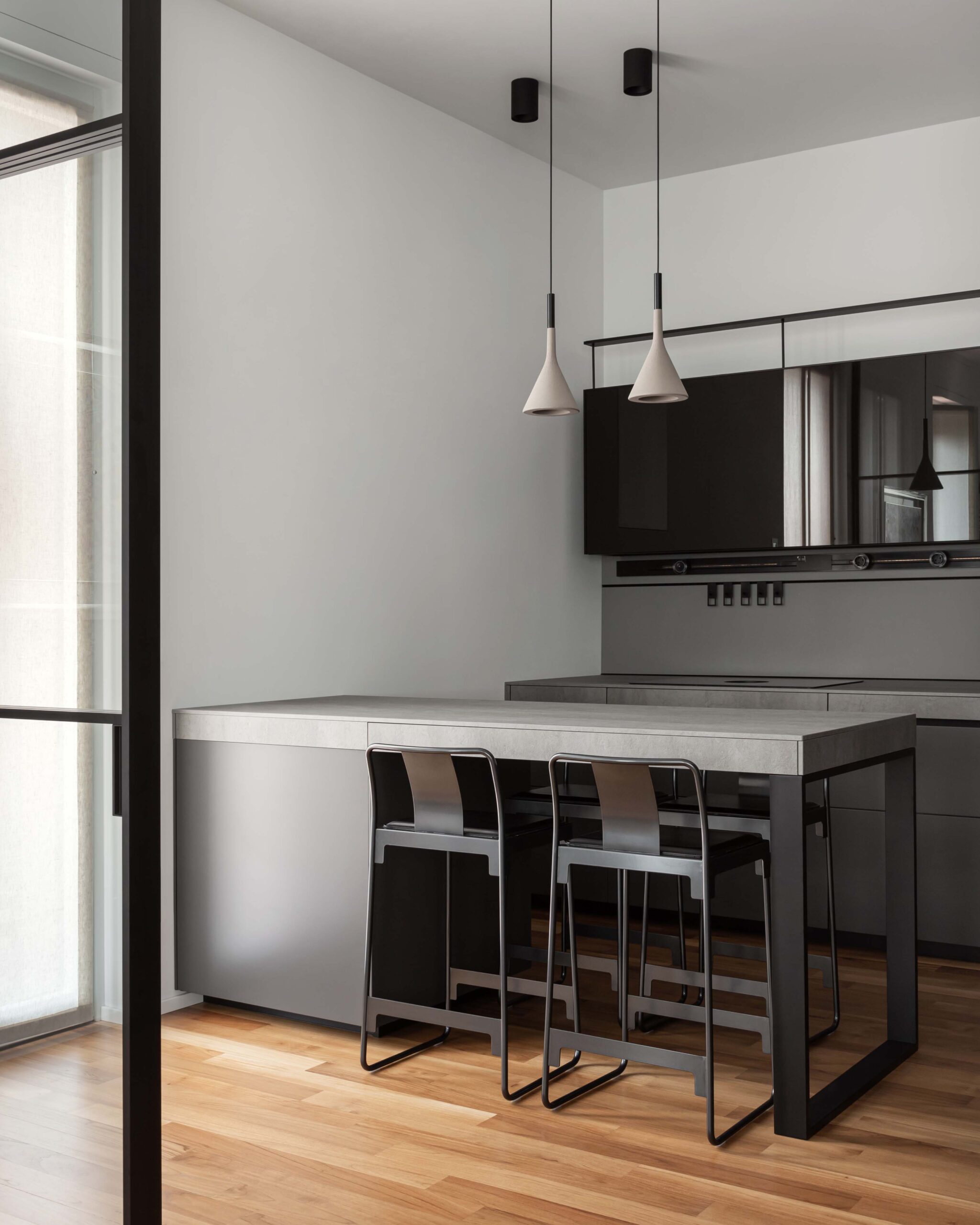 A tailor made kitchen with Tech Ceramic worktop in a project